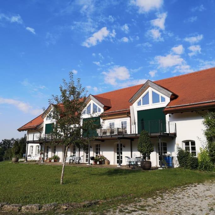 Gutshof Ferienwohnung In Seenaehe Diessen am Ammersee Exterior photo
